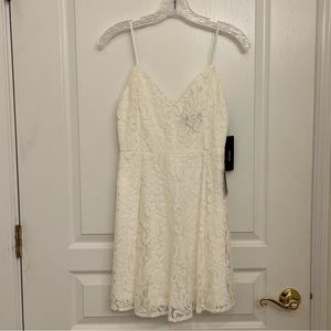 NWT Lulus White Lace Mini Dress Women’s XS Wedding Engagement Bride Party